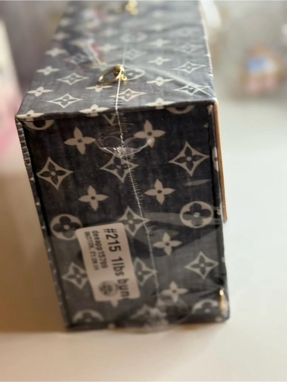 YLLEJS PRETTY Lip Gloss Box with Stitch Design - Blue & Gray